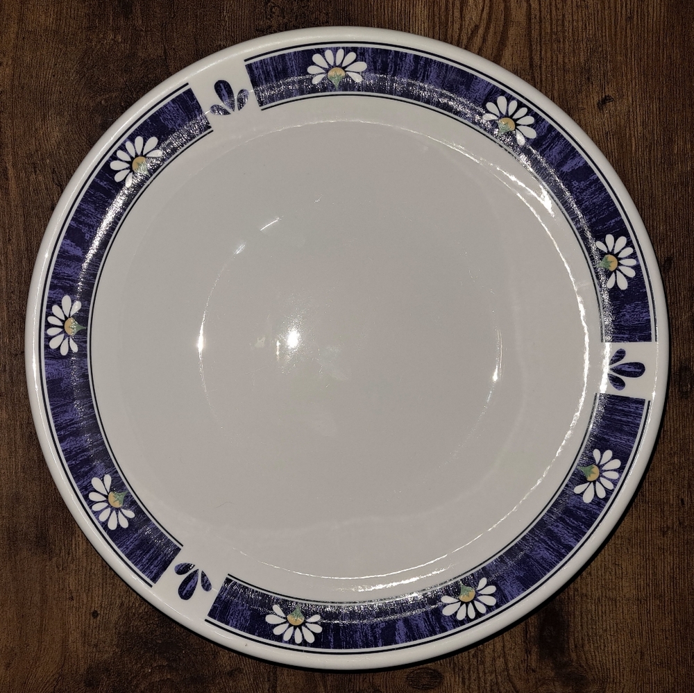 Oneida Spring Daisy Kitchenware  Very Beautiful - Picture 3 of 4